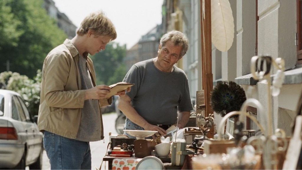 Scene fra Her i nærheden