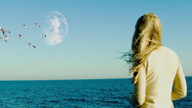 Scene fra Another Earth